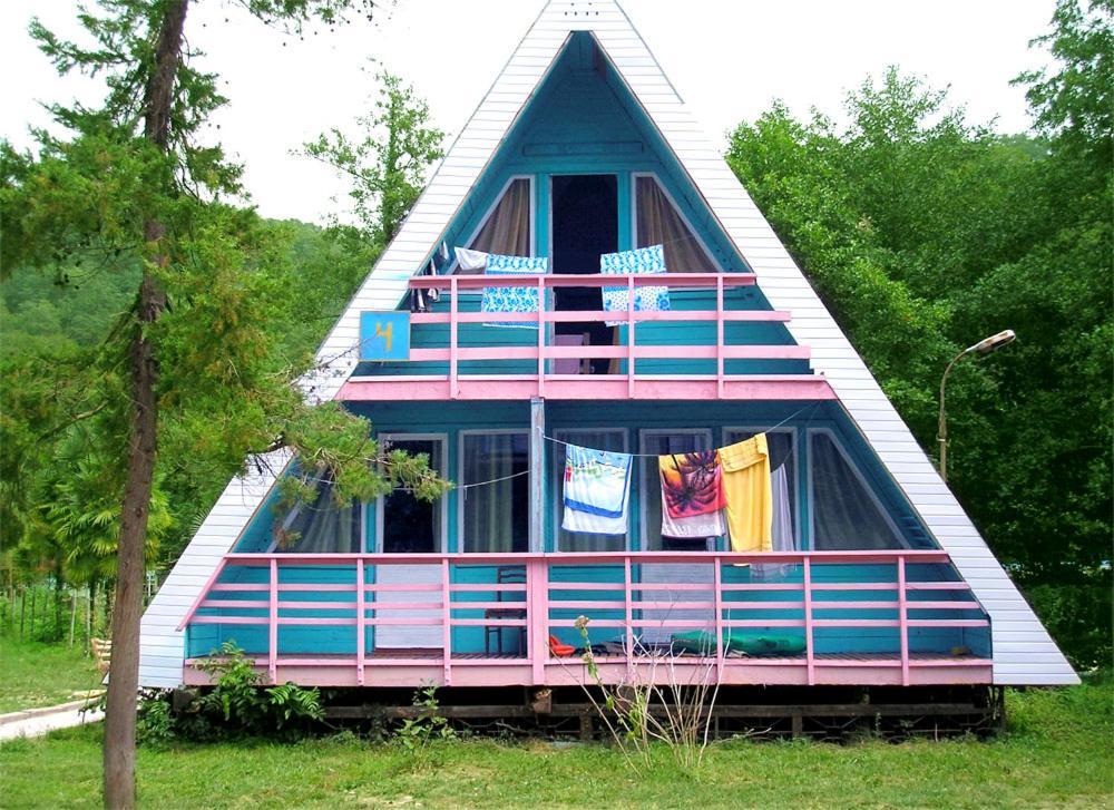 Золотая Бухта База Отдыха Pizunda Exterior foto